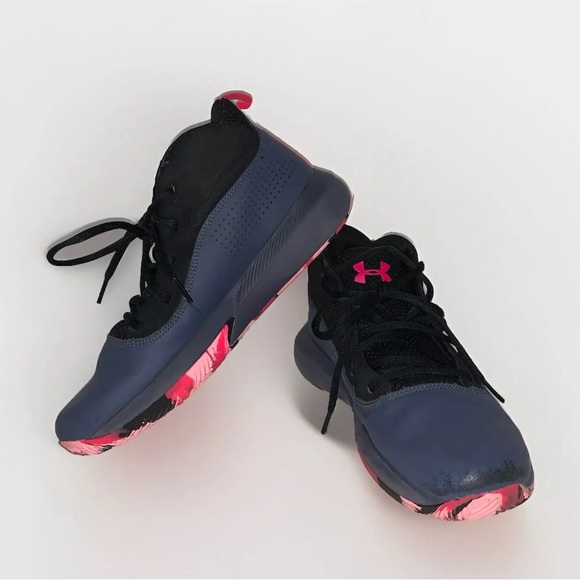 Under Armour Lockdown Basketball Shoe Size 6Y Gray Pink - Picture 1 of 10